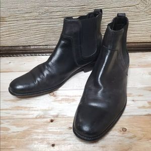 John Varvatos Luxe Chelsea Boots